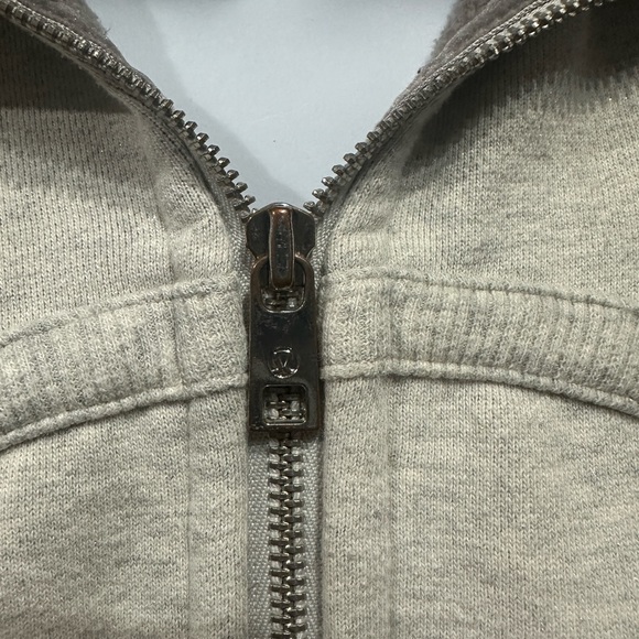Lululemon light grey/metallic scuba hoodie size 4 - Picture 3 of 5